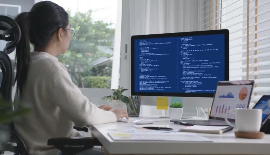 西城区企业数字化解决方案:机器学习赋能商业模式升级的核心路径